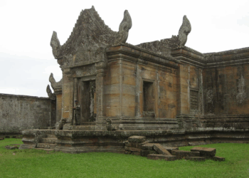 Preah Vihear Temple: An Ancient Hindu Temple in Cambodia