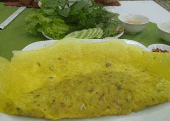Picture of the day: The Golden Crunch of Banh Chhaev