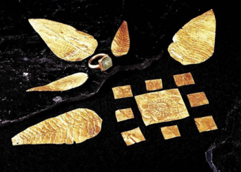 Picture of the day: Golden Treasures of Prasat Ta Moan Thom