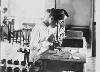 Picture of the day: Microscopy and Medicine in French Indochina