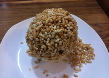 Picture of the day: Num Krapong: Crispy Cambodian Rice Delight