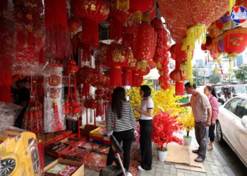 Chinese New Year in Cambodia: Dragons, Dumplings, and a Dash of Khmer Charm