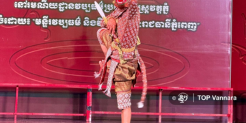 Discover Lakhon Khol, Cambodia’s magnificent masked dance drama. Explore its history, UNESCO recognition, Reamker stories, traditional masks, and living heritage.