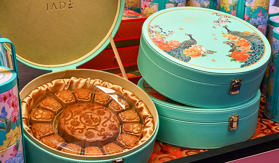 Khmer Note: Why Do Cambodians Eat Mooncakes?